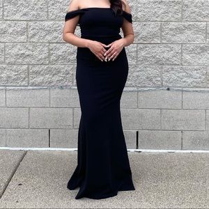 WORN ONCE - Black Floor Length Classy Dress with Tulle Sleeves